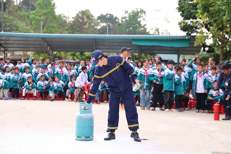 z7585510206744 b775be62472ecbce77fc8effc0b1084a