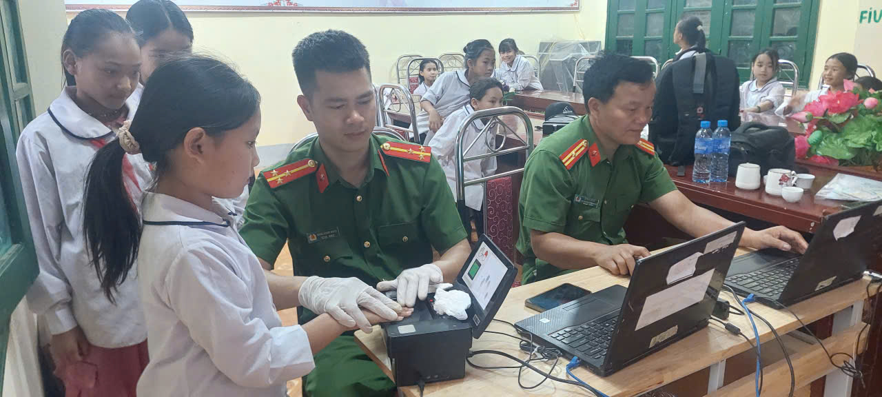 anh 1