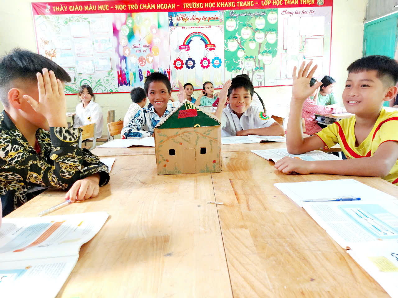 Hoạt động trải nghiệm